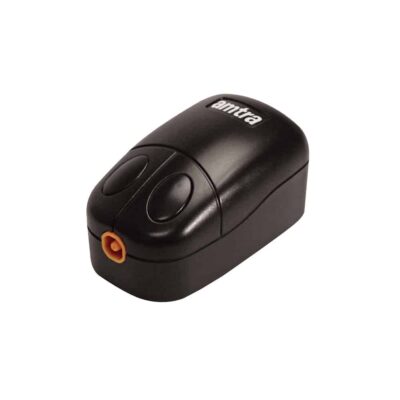 Компактна и мощна въздушна помпа Amtra Mouse 1 за обогатяване на водата с кислород. Идеална за малки и средни аквариуми.