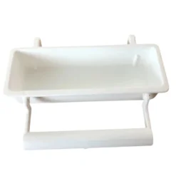 Хранилка за папагали с кацалка, изработена от бяла пластмаса. Идеална за малки и средно големи папагали.